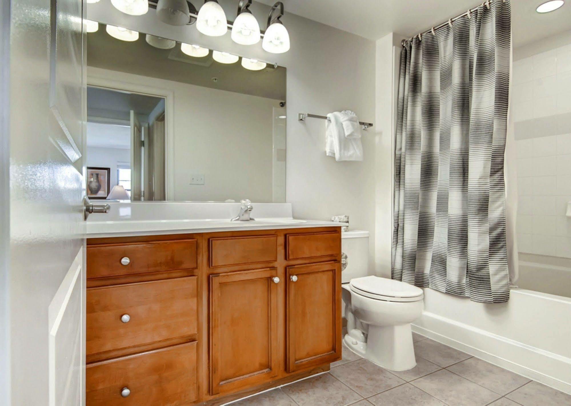 וושינגטון Global Luxury Suites At Thomas Circle מראה חיצוני תמונה